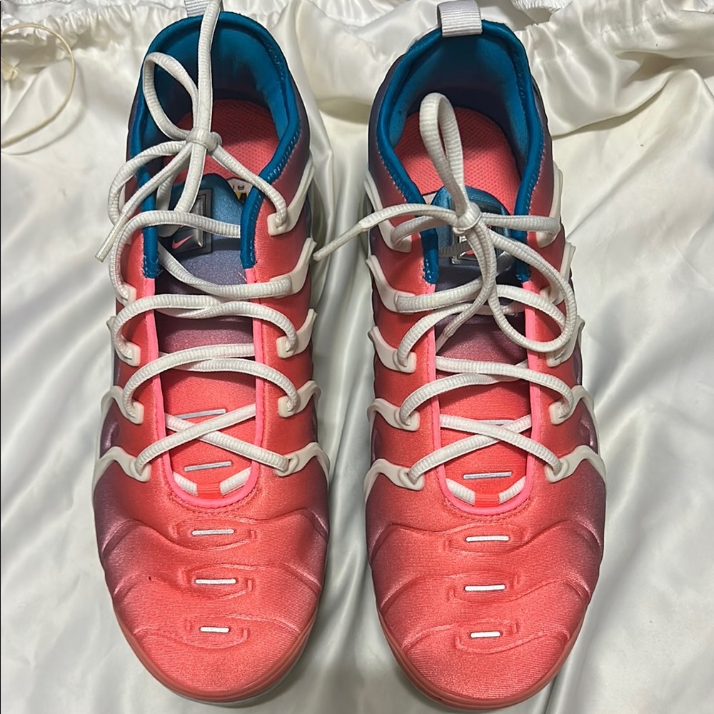 Nike Women's Air Vapormax Plus